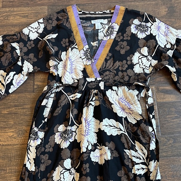 Sofia by Sofia Vergara Women's Tie Back Dress with Kimono Sleeves
Floral Size XS - Picture 6 of 12